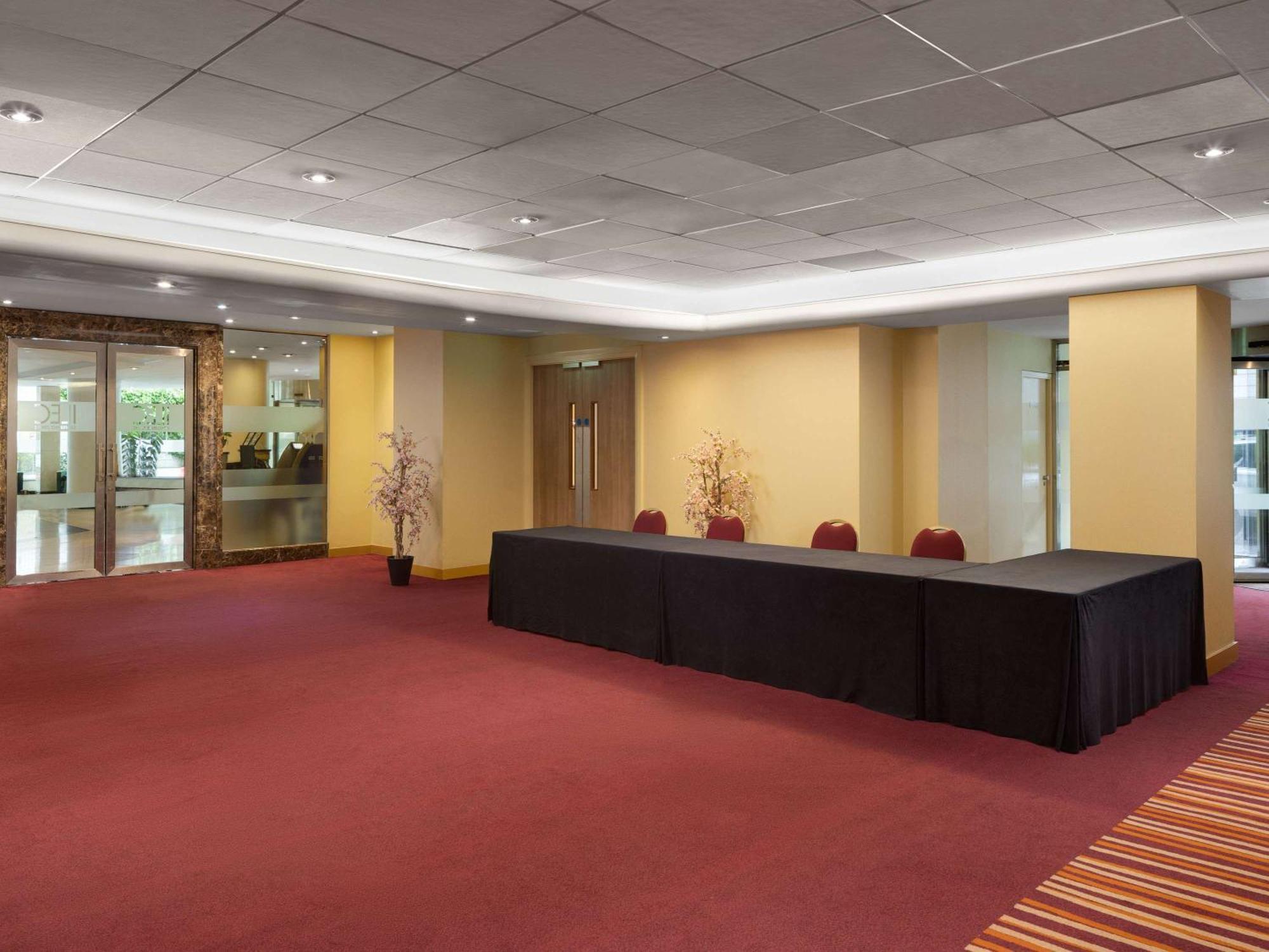 Mercure London Earls Court المظهر الخارجي الصورة